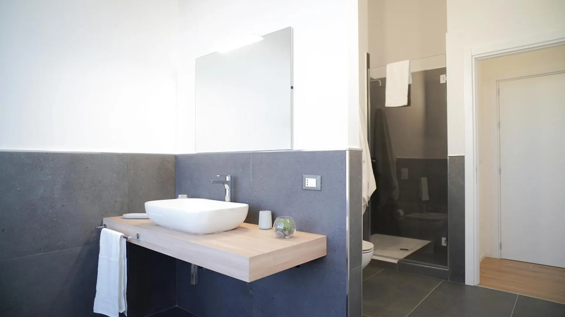 Harbour Front - Luxury Rooms Palermo Bed & Breakfast