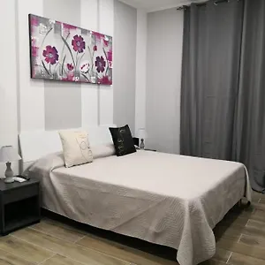  Couette-café Carlino Room's